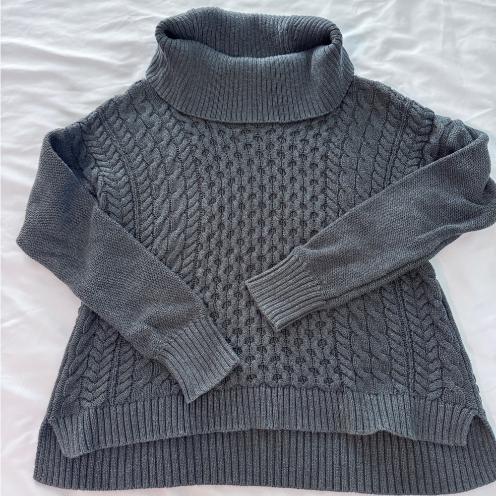 American Eagle Outfitters Charcoal Cable Knit Turtleneck